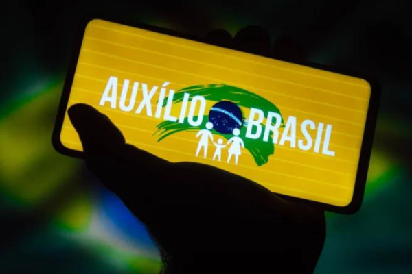 Auxílio Brasil